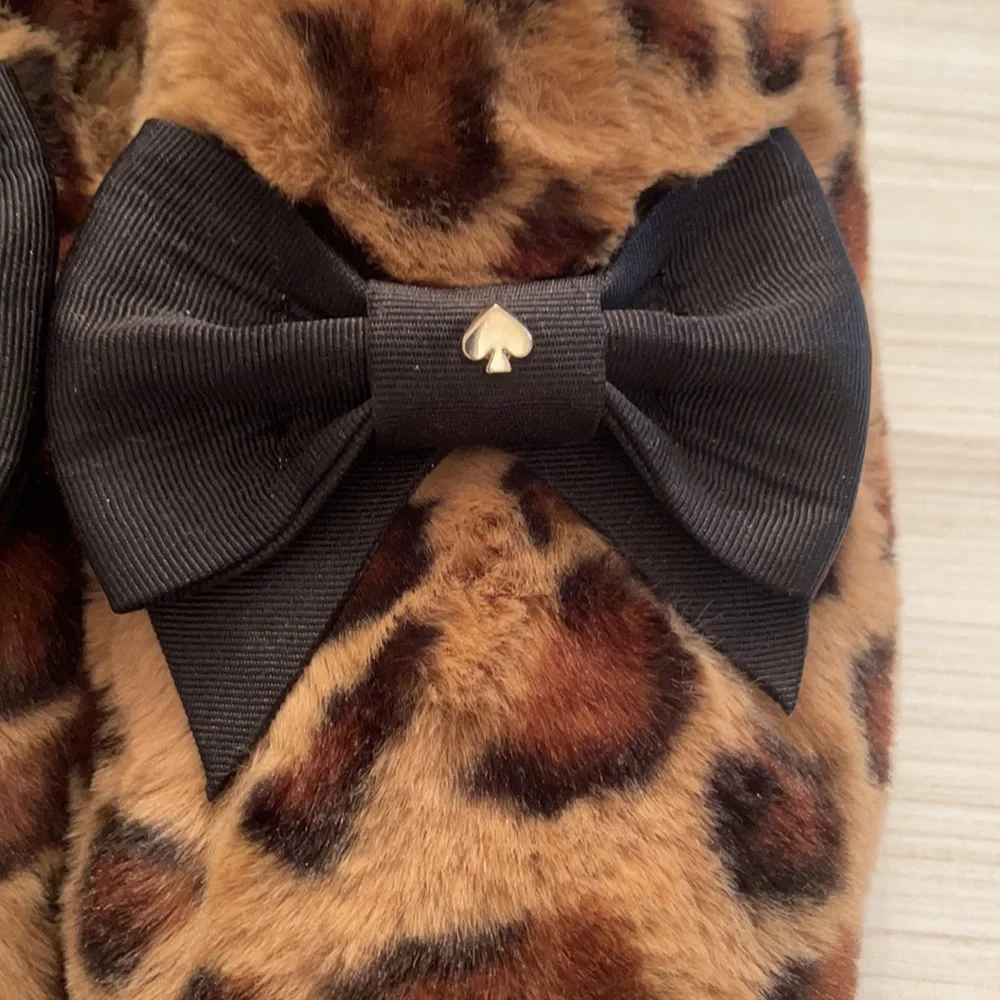 LIKE NEW.  Kate Spade Leopard faux fur slide/mule with black bow detail - Picture 4 of 8